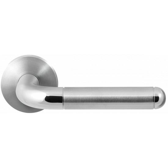 GPF1060.09/49-00 MAKU DUO DEURKRUK OP RONDE ROZET RVS GEBORSTELD/RVS G GPF1060.09/49-00 MAKU DUO DEURKRUK OP RONDE ROZET RVS GEBORSTELD/RVS G