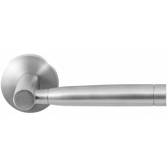 GPF1030.00 PUNA DEURKRUK OP RONDE ROZET RVS, 50X8MM GPF1030.00 PUNA DEURKRUK OP RONDE ROZET RVS, 50X8MM