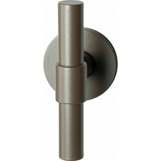 GPF3046.A3-05R HIPI DEUX KRUISKRUK OP RONDE ROZET MOCCA BLEND, 50X6MM GPF3046.A3-05R HIPI DEUX KRUISKRUK OP RONDE ROZET MOCCA BLEND, 50X6MM