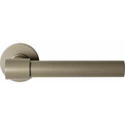 GPF3052A40100-00 CHAMPAGNE BLEND, HIPI DEUX+ DEURKRUK 141,5 MM OP RONDE ROZET GPF3052A40100-00 CHAMPAGNE BLEND, HIPI DEUX+ DEURKRUK 141,5 MM OP RONDE ROZET