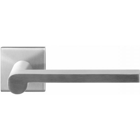 GPF3105.02 TINGA DEURKRUK OP VIERKANTE ROZET RVS, 50X50X8MM GPF3105.02 TINGA DEURKRUK OP VIERKANTE ROZET RVS, 50X50X8MM