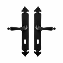 GPF6215600111-25 SMEEDIJZER ZWART, MUKI DEURKRUK OP LANGSCHILD SMEEDIJZER ZWART 291X41X4 MM