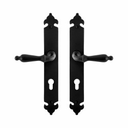 GPF6215600142-25 SMEEDIJZER ZWART, MUKI DEURKRUK OP LANGSCHILD SMEEDIJZER ZWART 291X41X4 MM