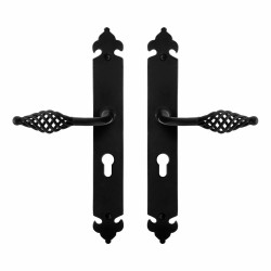 GPF6265600132-25 SMEEDIJZER ZWART, TANE DEURKRUK OP LANGSCHILD SMEEDIJZER ZWART 291X41X4 MM