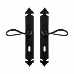 GPF6260600111-25 SMEEDIJZER ZWART, LUMI DEURKRUK OP LANGSCHILD SMEEDIJZER ZWART 291X41X4 MM