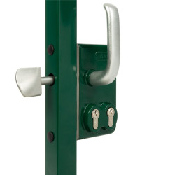 LGKZ120D1LVSZVSZS-6005 - DUBBEL CILINDERSLOT VOOR VIERKANT 120 MM PROFIEL IN RAL 6005 MET 3006S - KRUKPAAR IN VERSTERKT ALUMINIUM & CILINDER 1: VSZ - VERSCHILLEND SLUITEND & CILINDER 2: VSZ - VERSCHILLEND SLUITEND LGKZ120D1LVSZVSZS-6005 - DUBBEL CILINDERSLOT VOOR VIERKANT 120 MM PROFIEL IN RAL 6005 MET 3006S - KRUKPAAR IN VERSTERKT ALUMINIUM & CILINDER 1: VSZ - VERSCHILLEND SLUITEND & CILINDER 2: VSZ - VERSCHILLEND SLUITEND