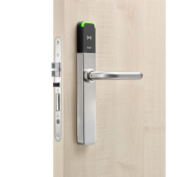 SALTO BLE ONE BESLAG W-KRUK PC72-BLIND - GEBORSTELD RVS - ZWARTE LEZER - 32-47MM SALTO BLE ONE BESLAG W-KRUK PC72-BLIND - GEBORSTELD RVS - ZWARTE LEZER - 32-47MM