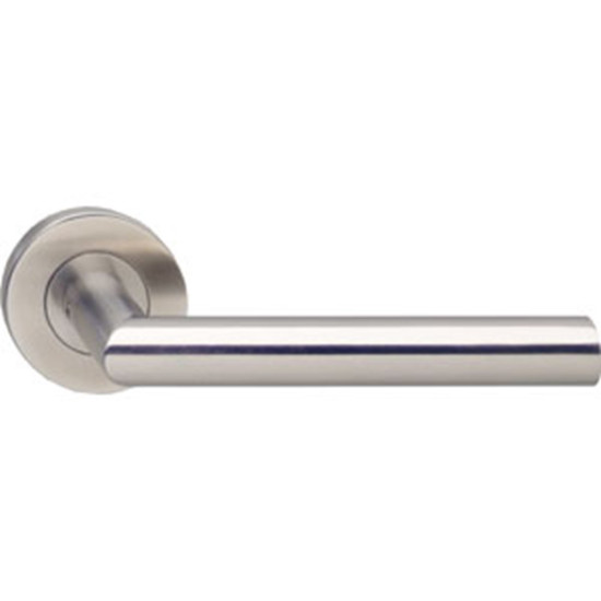 Deurkkruk Jura op rozet verdekt5 3X8mm met nokken EN1906/4 RVS